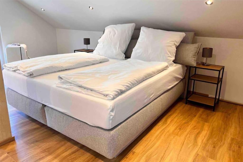 Viel Platz In Burghausen Fuer Freunde Und Familie Apartman Kültér fotó