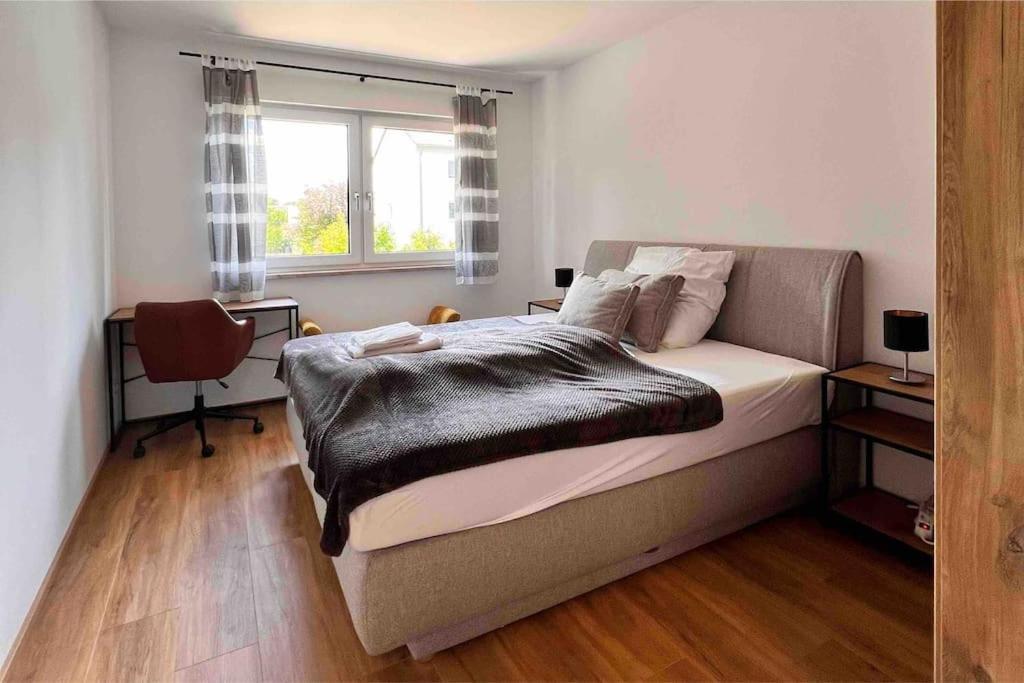 Viel Platz In Burghausen Fuer Freunde Und Familie Apartman Kültér fotó