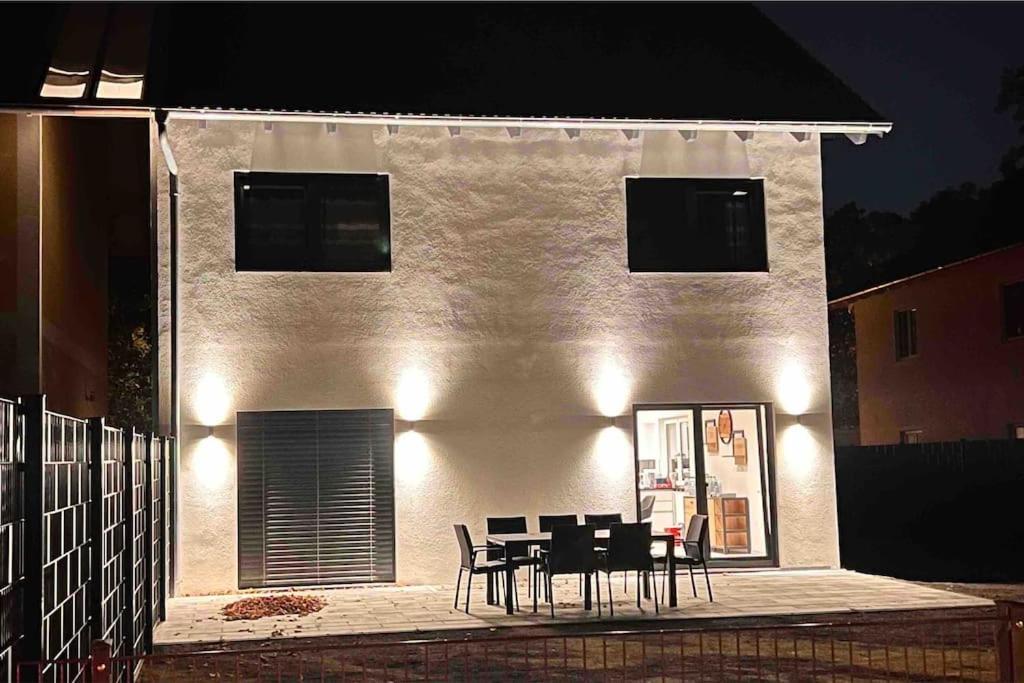 Viel Platz In Burghausen Fuer Freunde Und Familie Apartman Kültér fotó